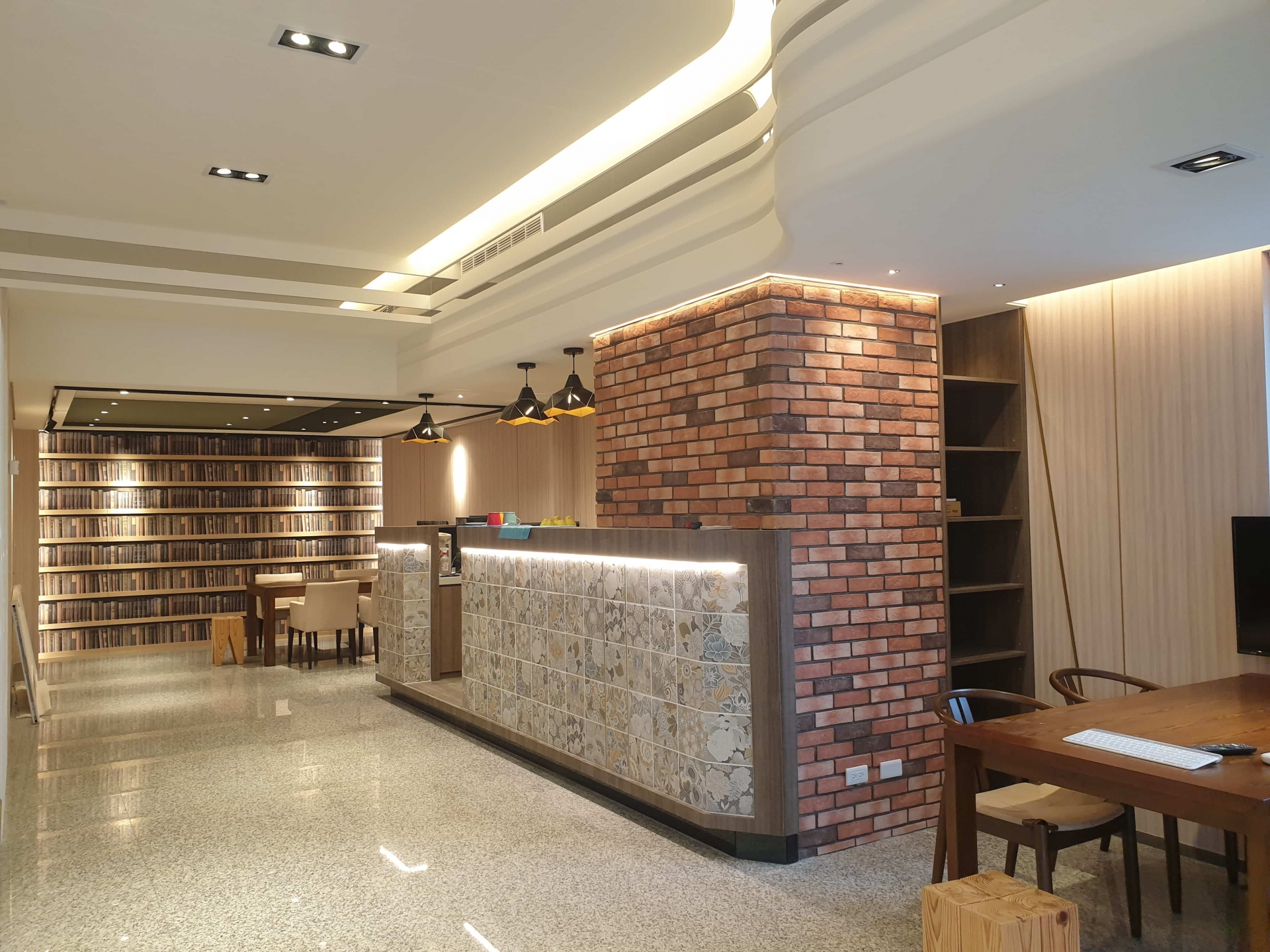 Jiuyang Huashang Reception Center (Silk Road Advertising)